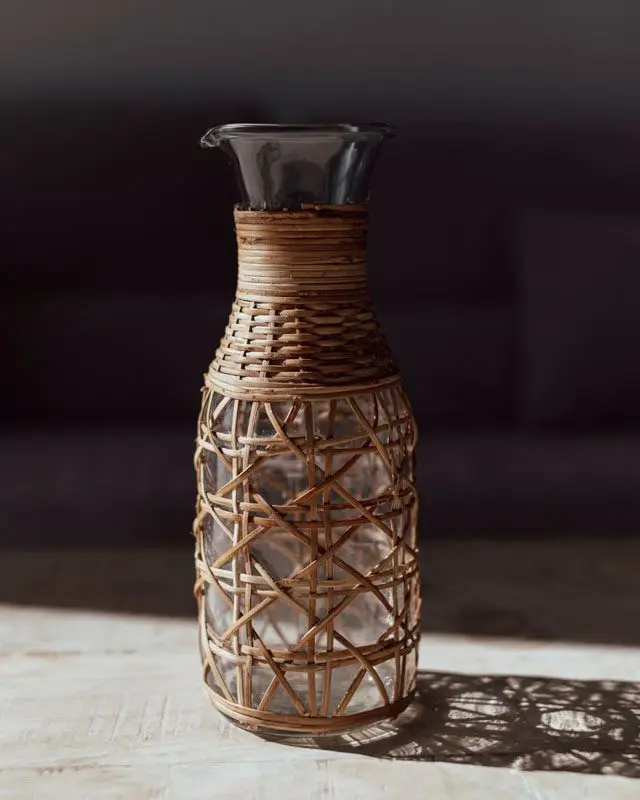 Jarra Cristal y ratán