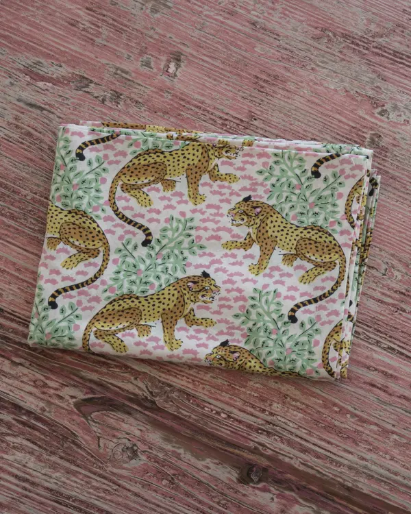 Mantel Tigre Rosa - Imagen 4