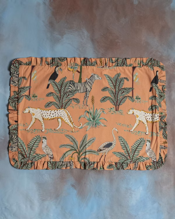 Funda Cojín Volantes Jungla Naranja