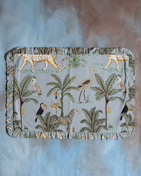 Funda Cojín Volantes Jungla Azul