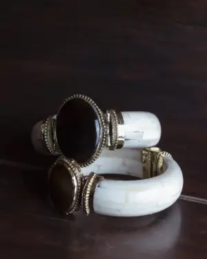 BRAZALETE NEGRO OSCURO - BRILLO