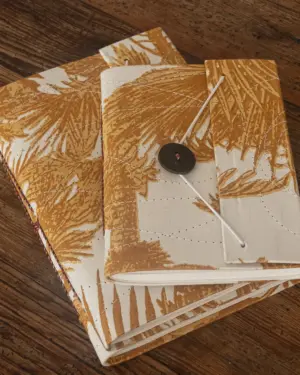 Cuaderno Palmeras Amarillo By Catalina
