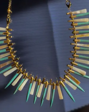 Collar Turquesa y Nacar CS