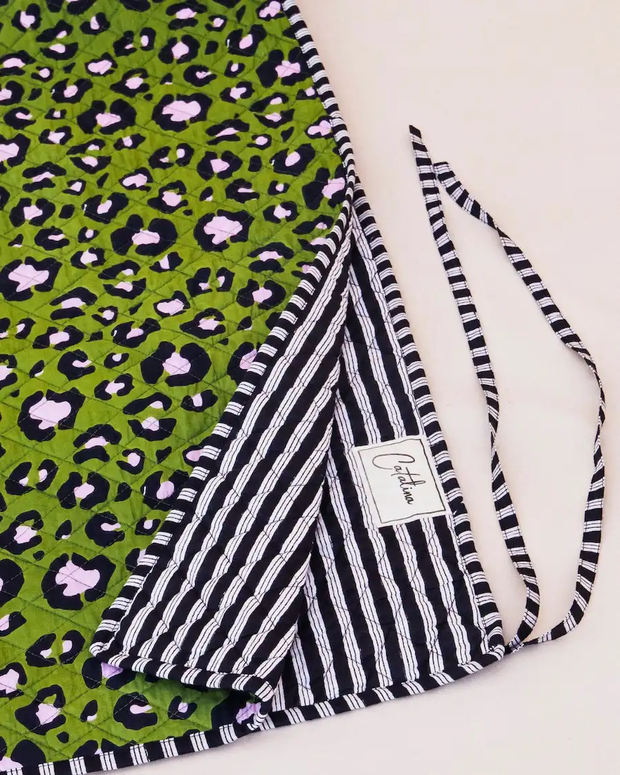 Manta acolchada Animal Print Verde de inspiración mediterránea