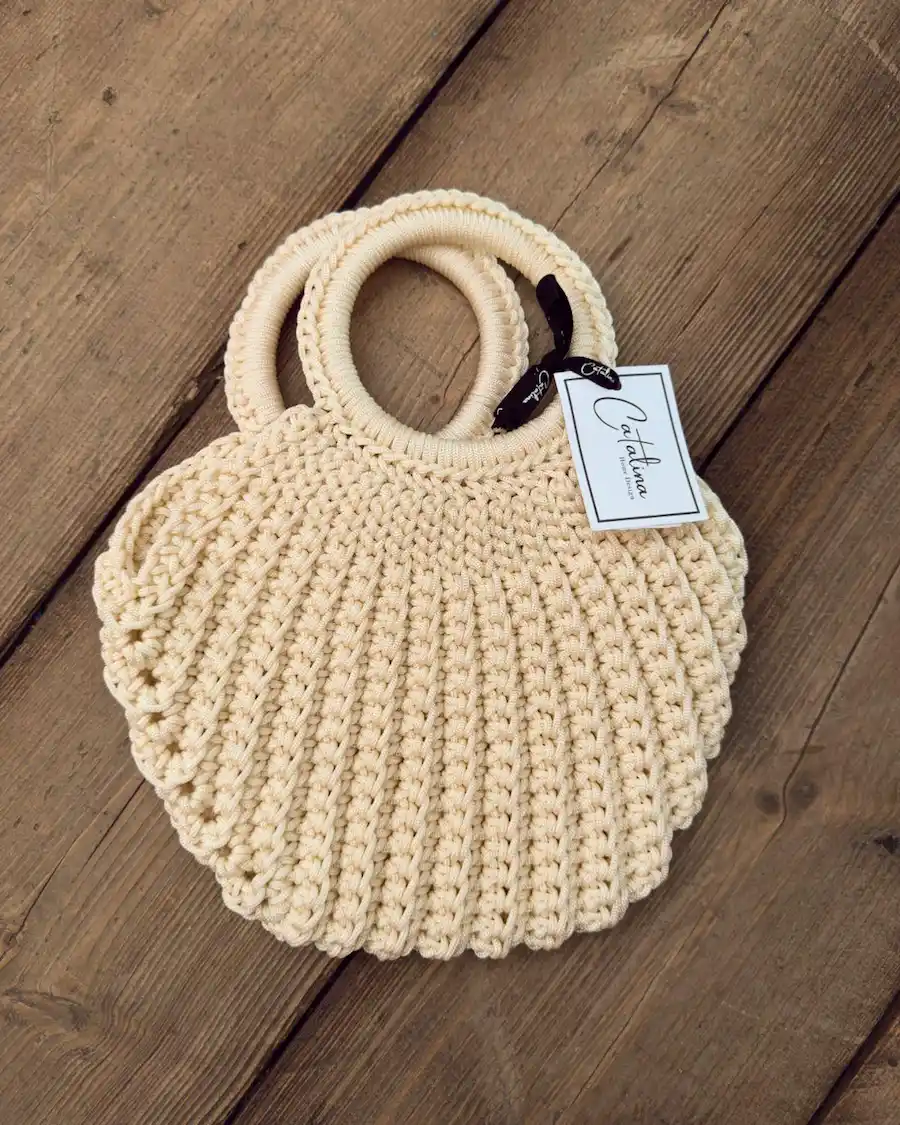 Bolso Crochet Concha · Hecho a mano · Diseño exclusivo Catalina Socias para Cassai Mallorca · The Collection 2025