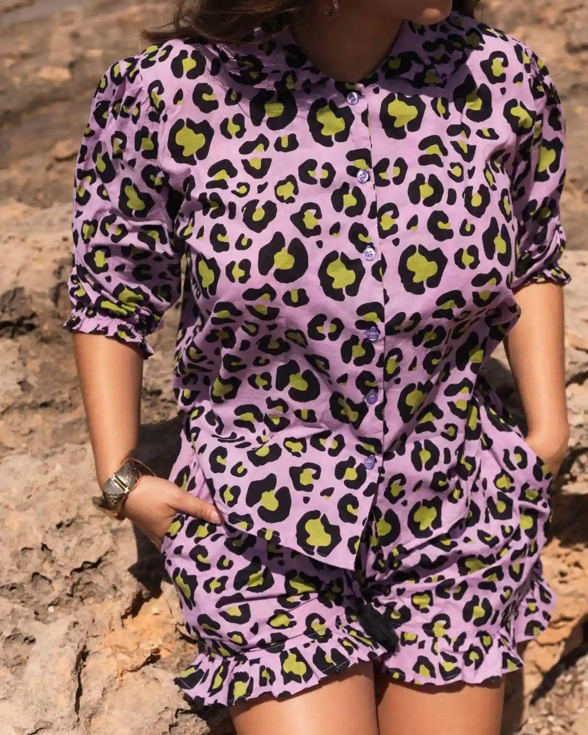 Blusa Animal Print Lila Cassai Home
