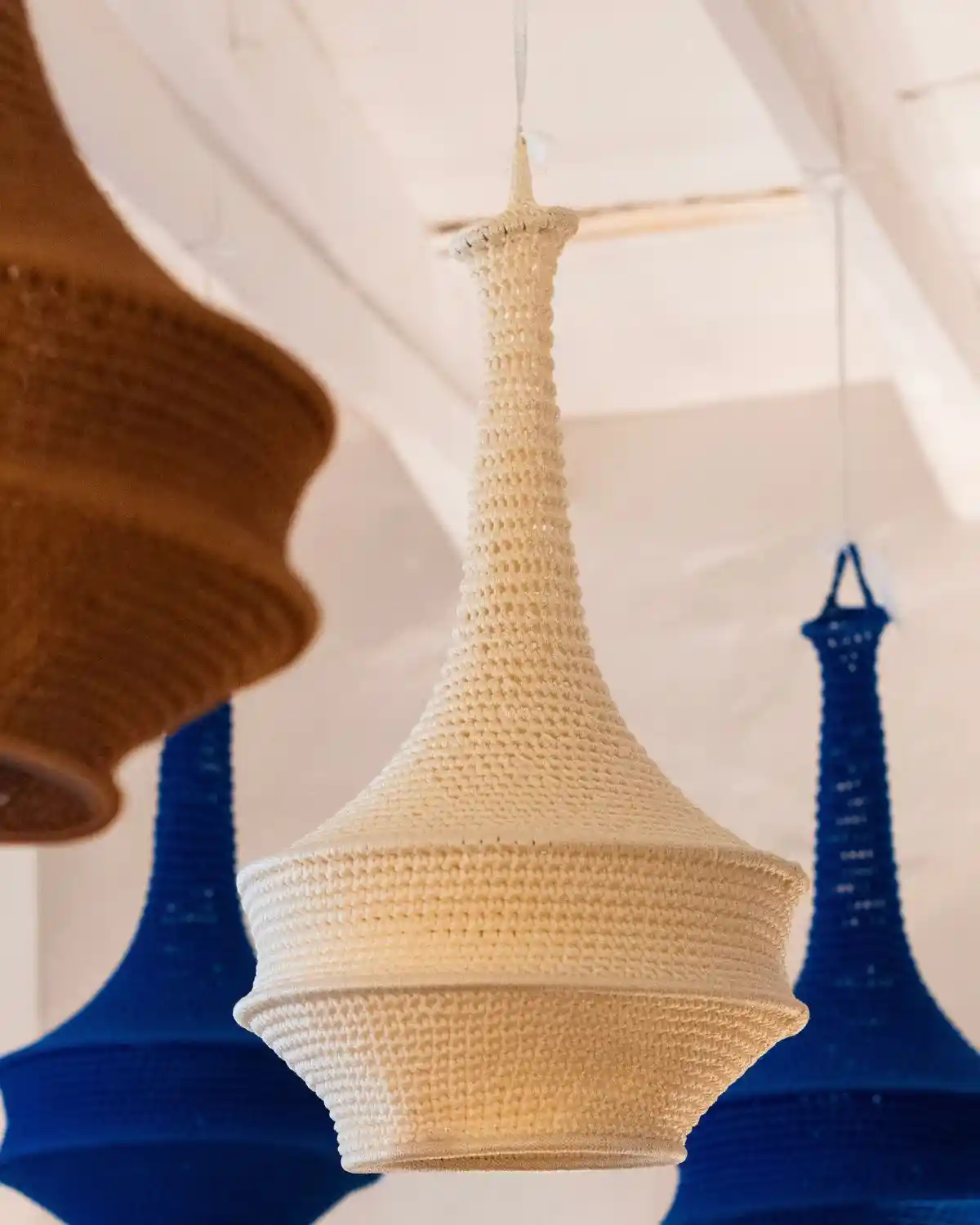 Pantalla de Lámpara de Crochet Colgante Artesanal – Grande
